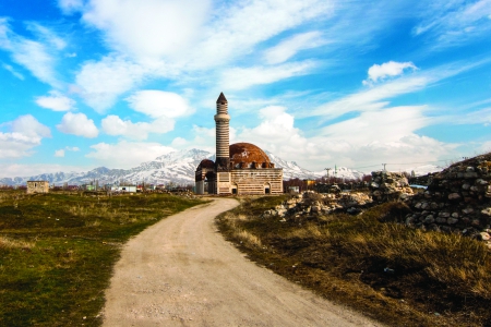 مسجد کایا چلبی (سخره چلبی)